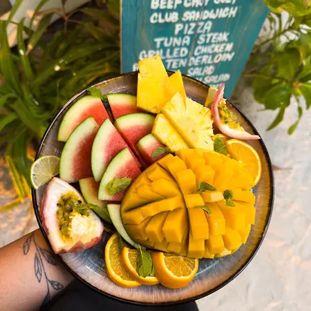 Dhiffushi Inn-3